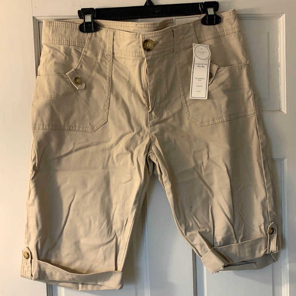 Charter Club size 12 sand color cargo shorts. NWT!!